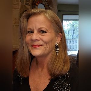 Meet your Posher, Gretchen